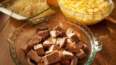 красный борщ