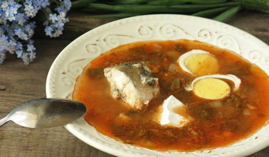 Рецепт зеленого борща с судаком