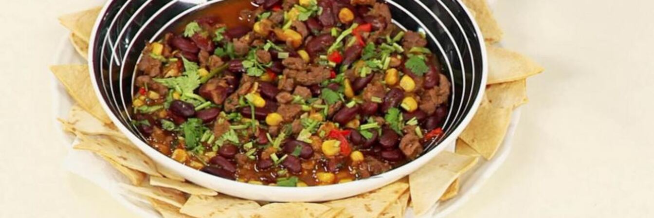 Чили кон карне