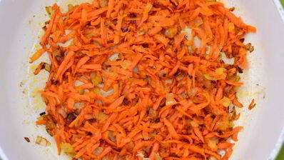 гороховый суп с чесночными рулетиками