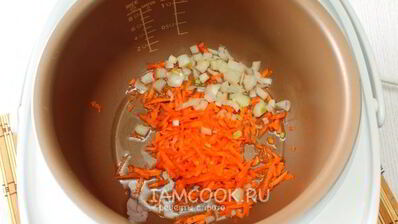 гороховый суп с копченостями в мультиварке