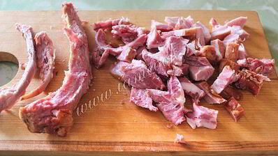 гороховый суп с копчеными ребрами и овощами