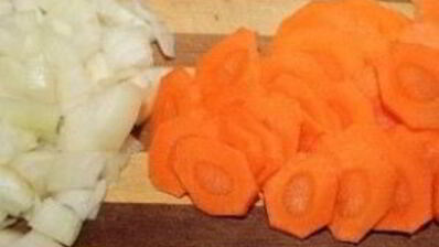 суп гороховый с копчеными ребрышками