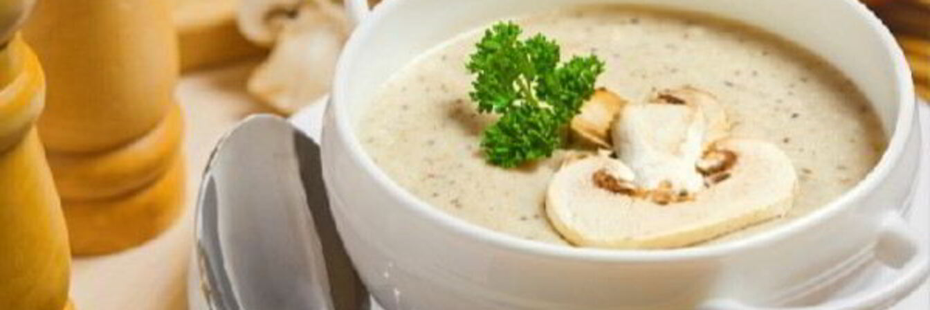 Крем-суп из шампиньонов со сливками