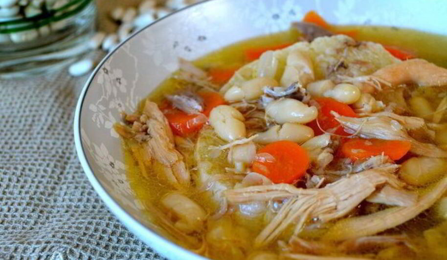 Рецепт куриного супа с белой фасолью