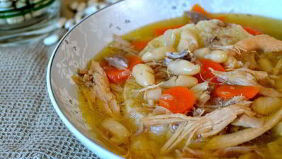 куриный суп с белой фасолью