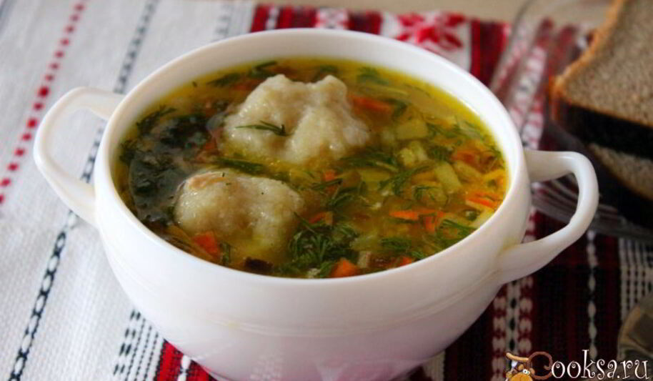 Рецепт куриного супа с картофельными клецками и гречневыми хлопьями