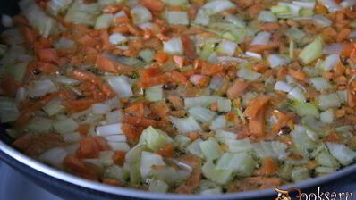 куриный суп с картофельными клецками и гречневыми хлопьями