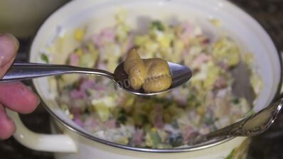 классическая окрошка на квасе