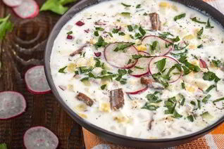 Окрошка на бульоне из говядины