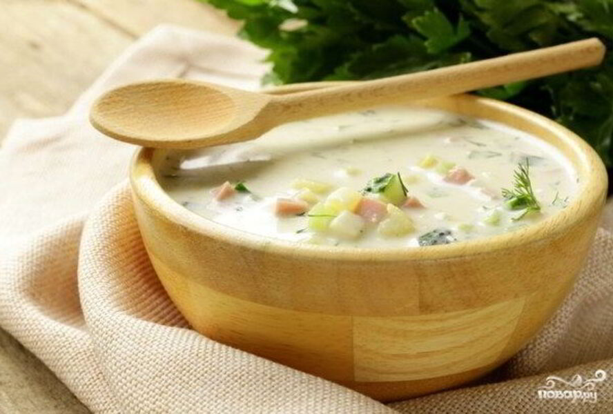 Окрошка на кефире с колбасой