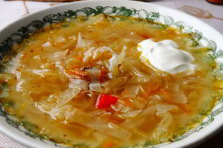 Щи из свежей и квашенной капусты