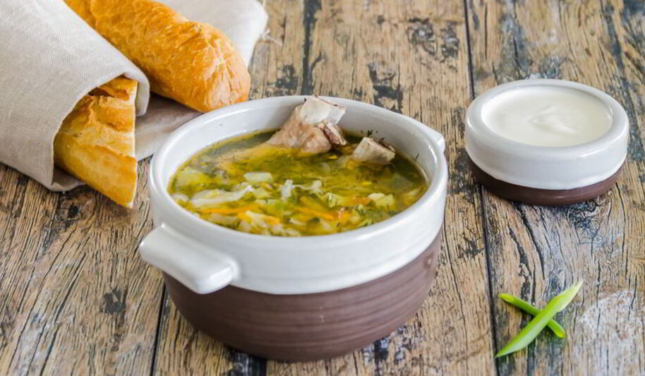 Рецепт щей из свежей капусты со свининой