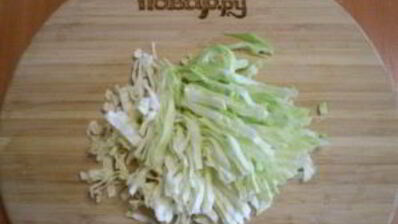 вегетарианские щи из свежей капусты