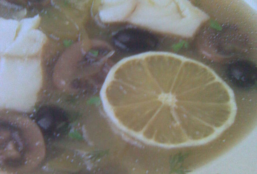 Рыбная солянка с грибами