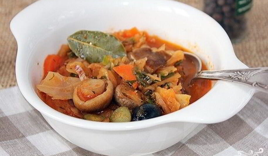 Рецепт солянки с шампиньонами