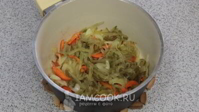 солянка с сосиской