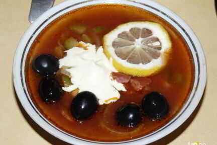 Солянка сборная мясная