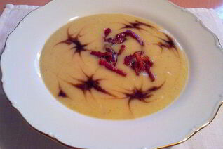 Суп-пюре из айвы с бальзамическим уксусом