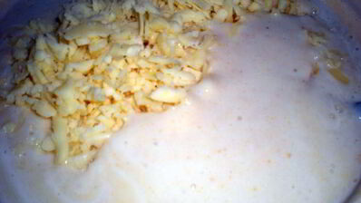 суп-пюре из цветной капусты со сливками и сыром