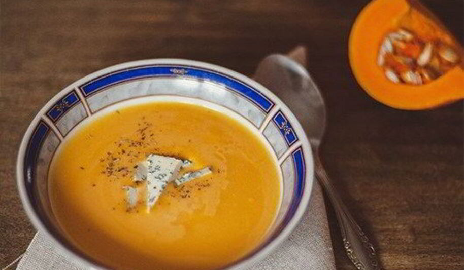 Рецепт супа-пюре из тыквы с сыром рокфор