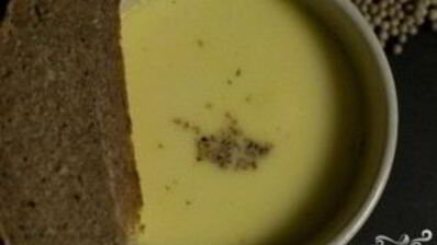 суп с сыром и вином