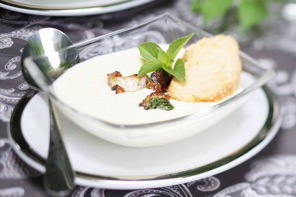 Сырный суп с белыми грибами