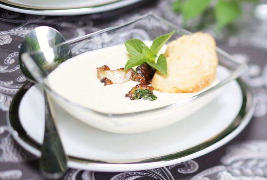 Сырный суп с белыми грибами