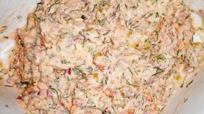 блинчики crepes с начинкой из копченого лосося