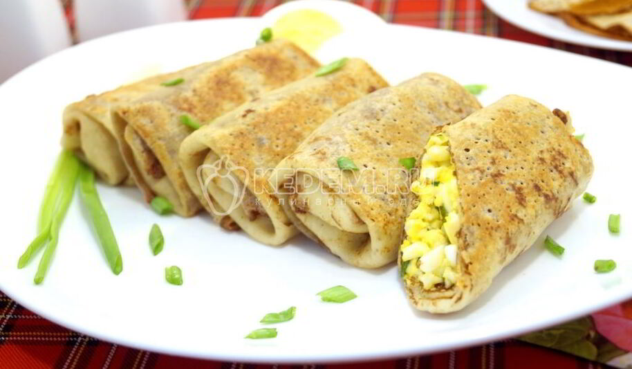 Рецепт блинов с луком и яйцом