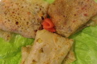 Луковые блинчики с начинкой