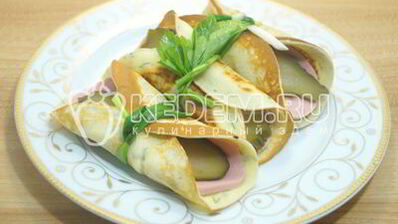 яичные блинчики с колбаской