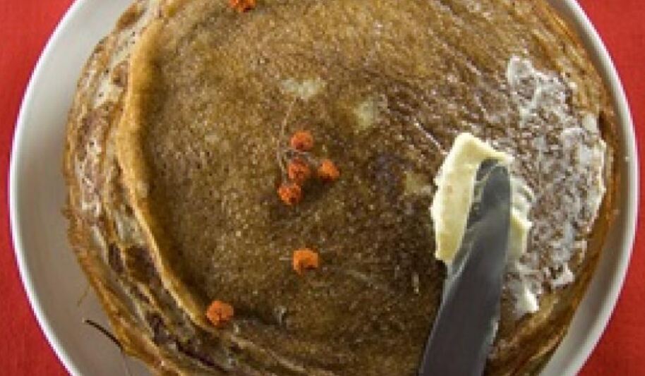 Рецепт заварных блинов на кефире с яблочным соком