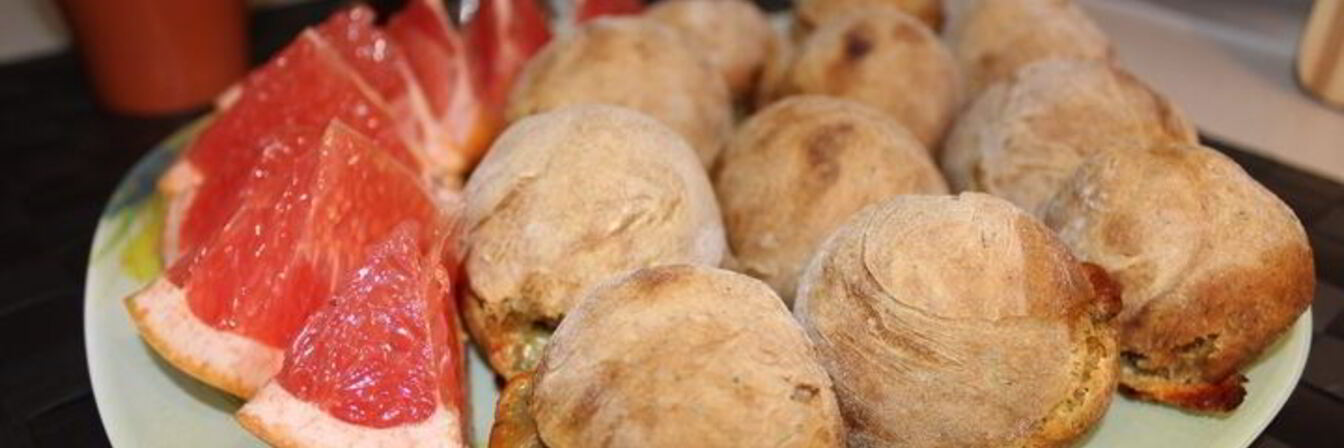 Булочки с брынзой