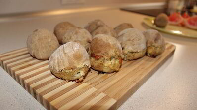 булочки с брынзой