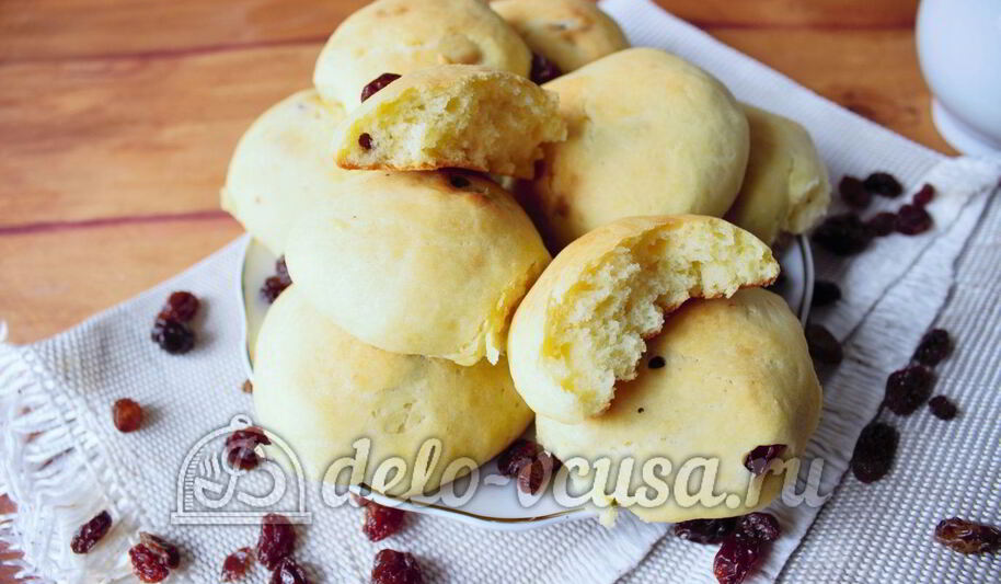 Рецепт дрожжевых булочек с изюмом