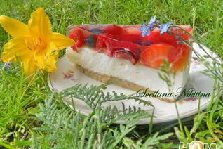 Чизкейк с фруктами и желе