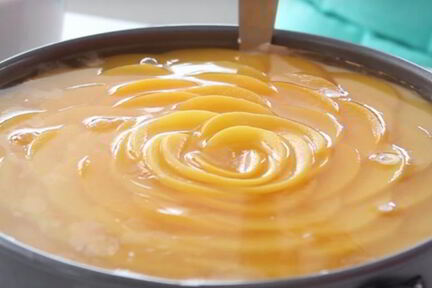 Чизкейк с персиками