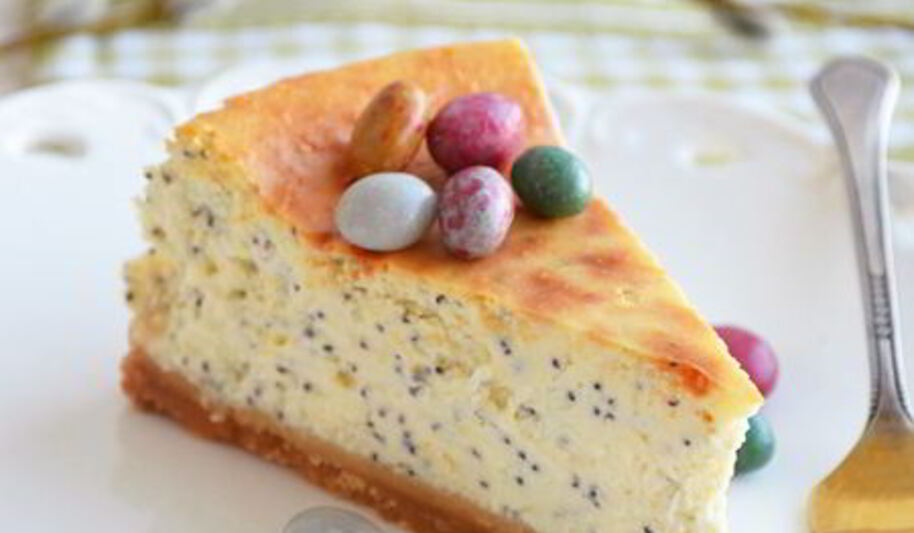 Рецепт марципанового чизкейка с маком