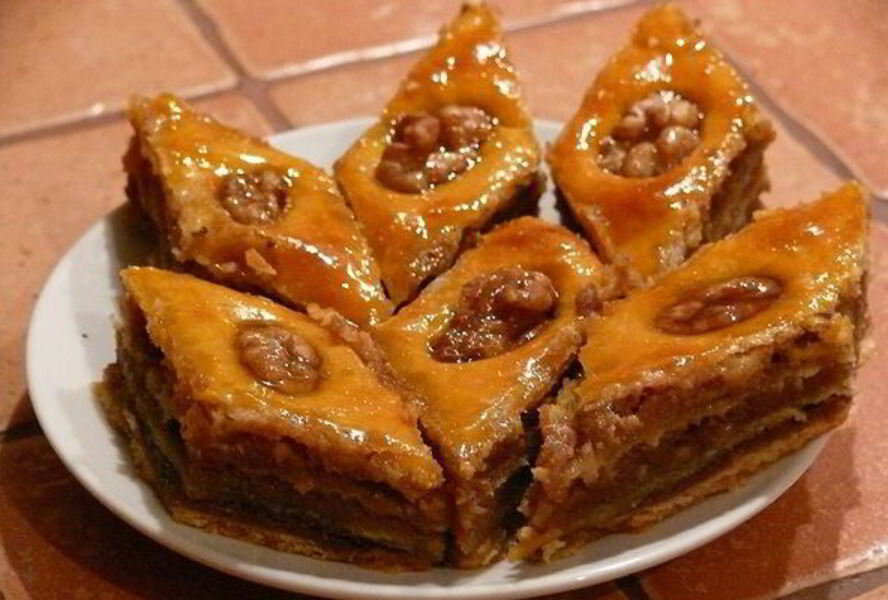 Домашняя пахлава в медовом сиропе