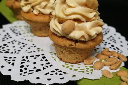 Арахисовые капкейки