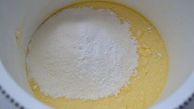 кексы со смородиной