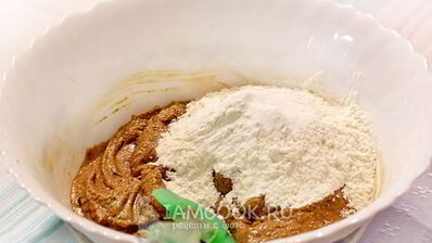 кофейный кекс с изюмом