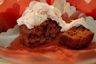 Красные бархатные капкейки