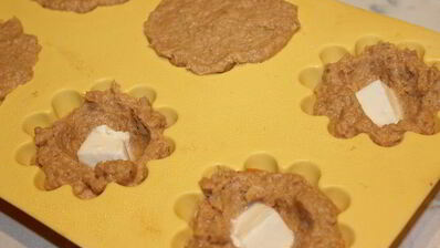 мясные закусочные кексы с сыром моцарелла