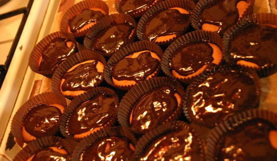 Рецепт смородиновых капкейков