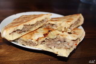 Хачапури с мясом