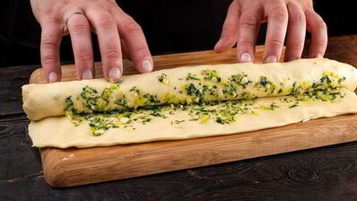 чесночный хлеб с зеленью