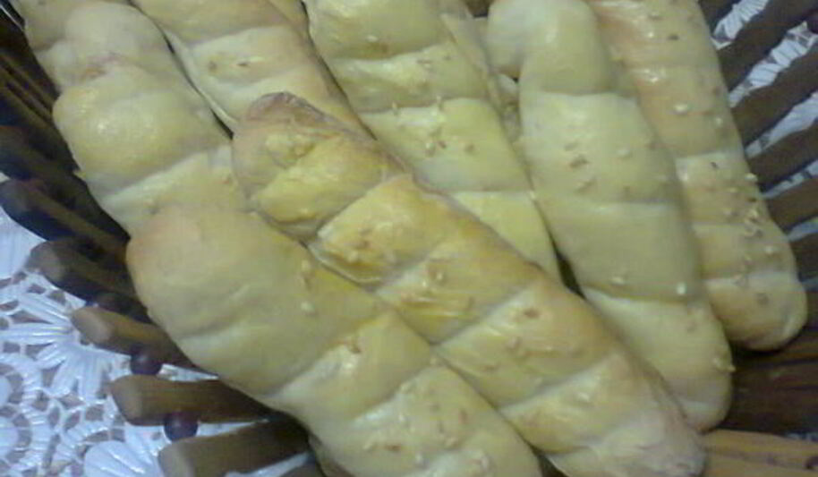 Рецепт хлебных палочек с кунжутом