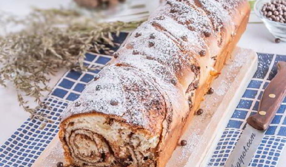 Рецепт сладкого хлеба на сыворотке с молочным шоколадом